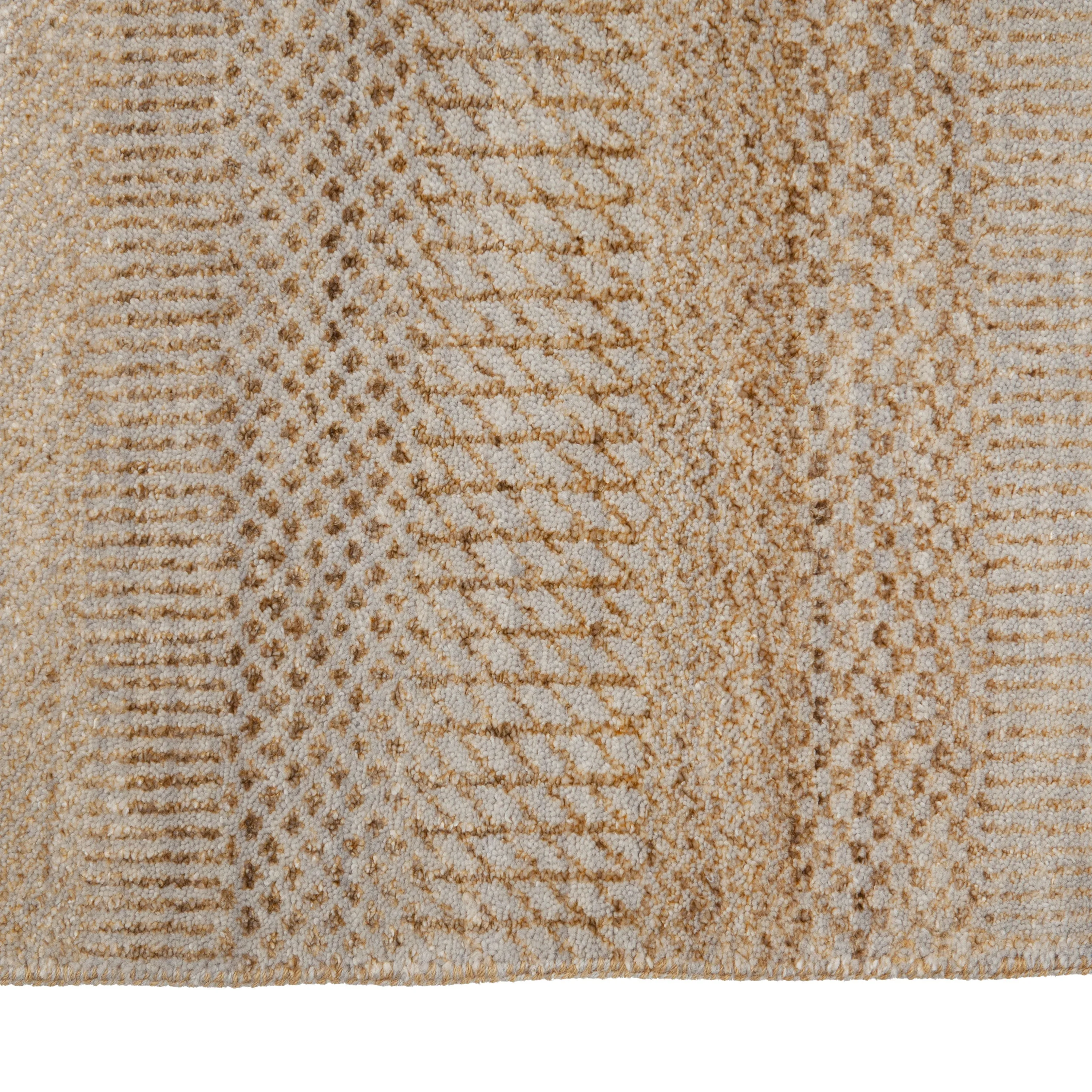 Beige Solid Indo Savannah Rug - 6'3" x 9'1"