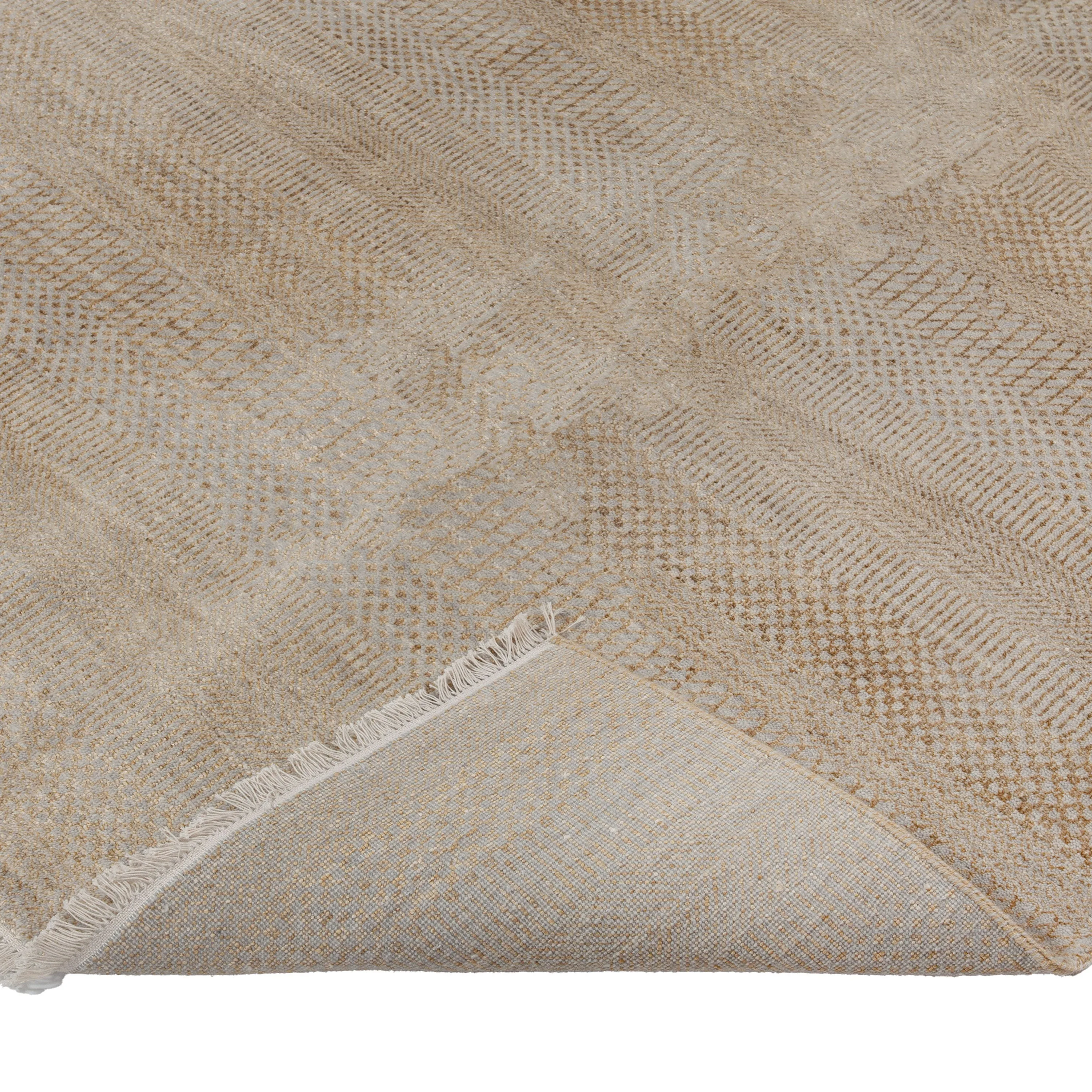 Beige Solid Indo Savannah Rug - 6'3" x 9'1"