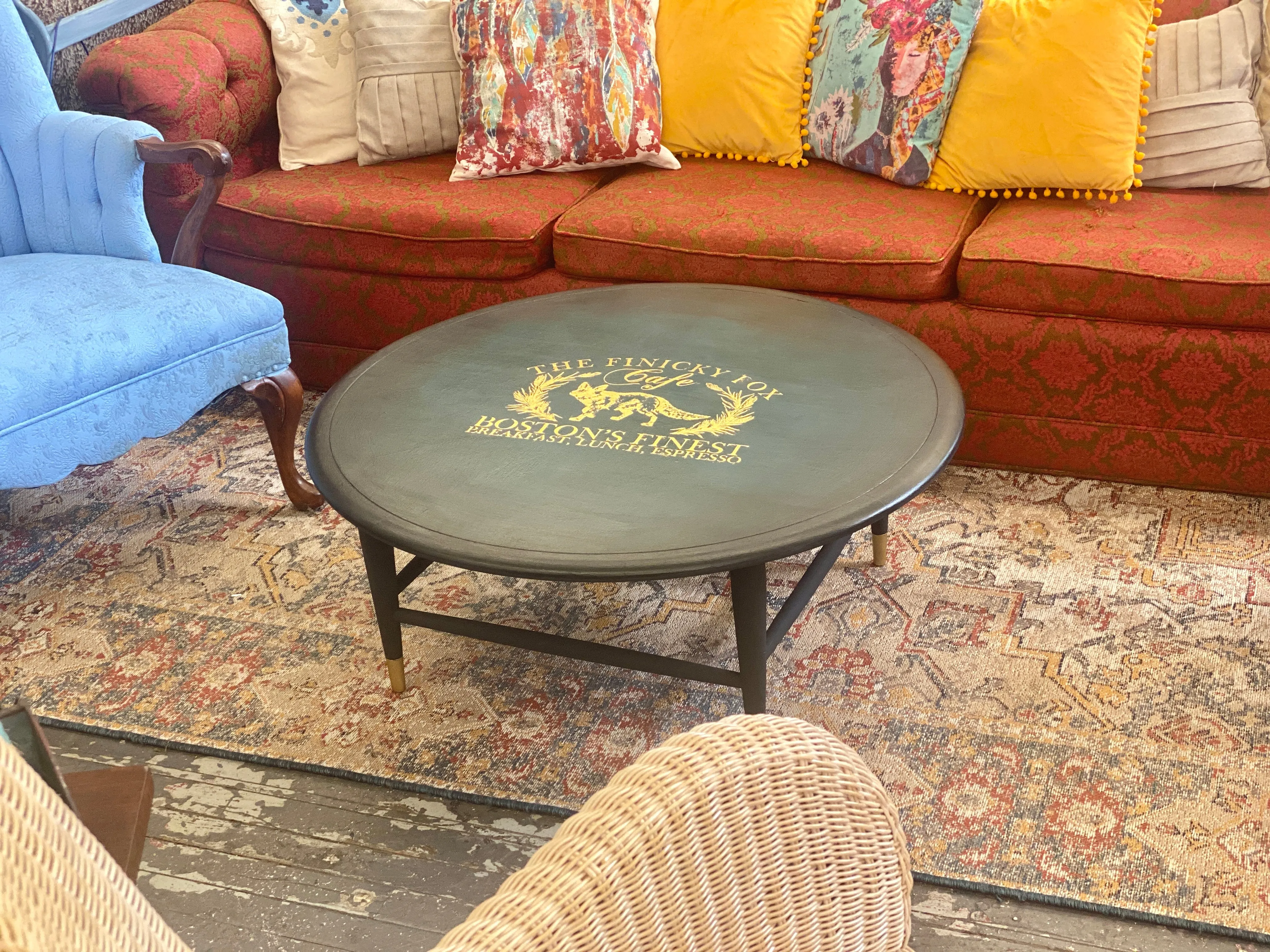 Coffee Table “Finicky Fox Cafe”