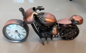 Imperial Decor Imperial Decor Metal Handmade Royal Look Showpiece Motor Bike with Clock | Decorative Vintage Sports Bike Shape | (28 cm)