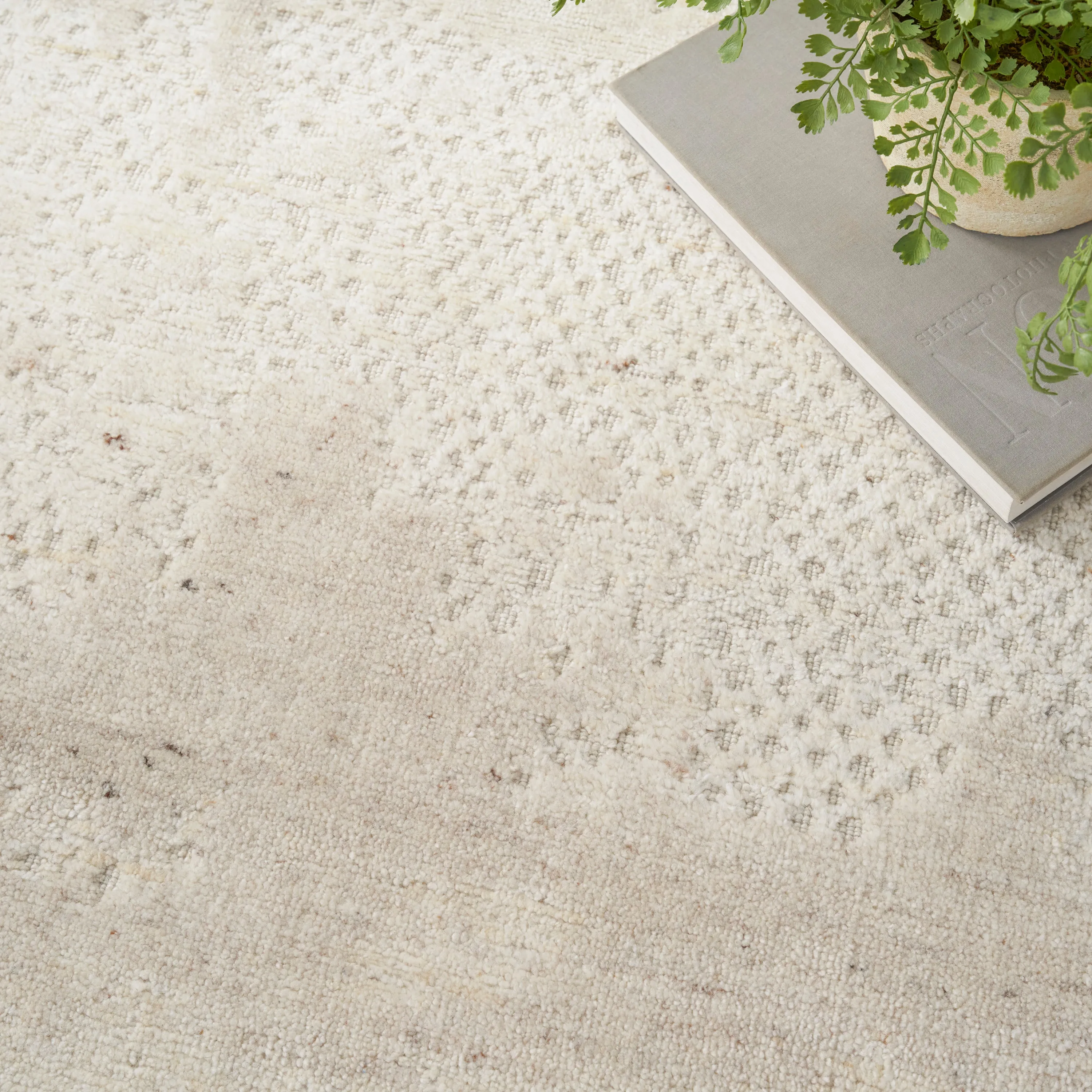 Ivory Essentials Contemporary Wool Blend Rug