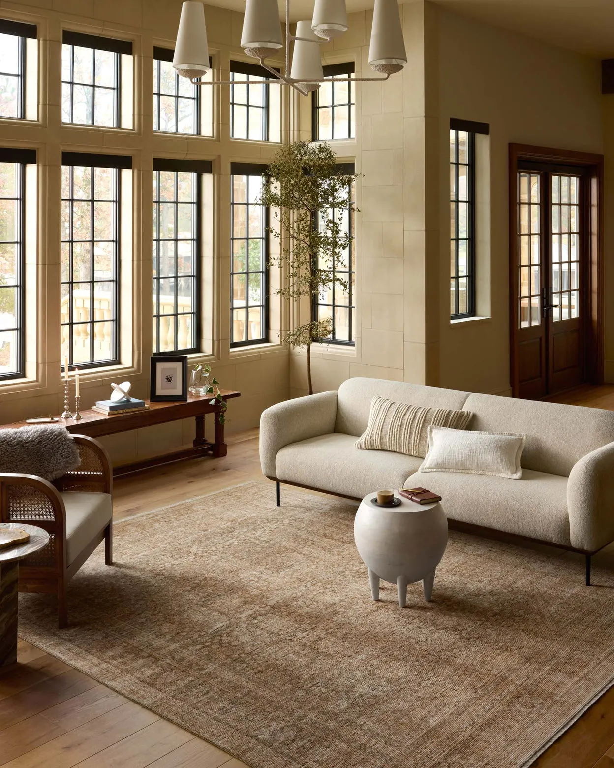 Loloi Heritage Clay / Natural Rug