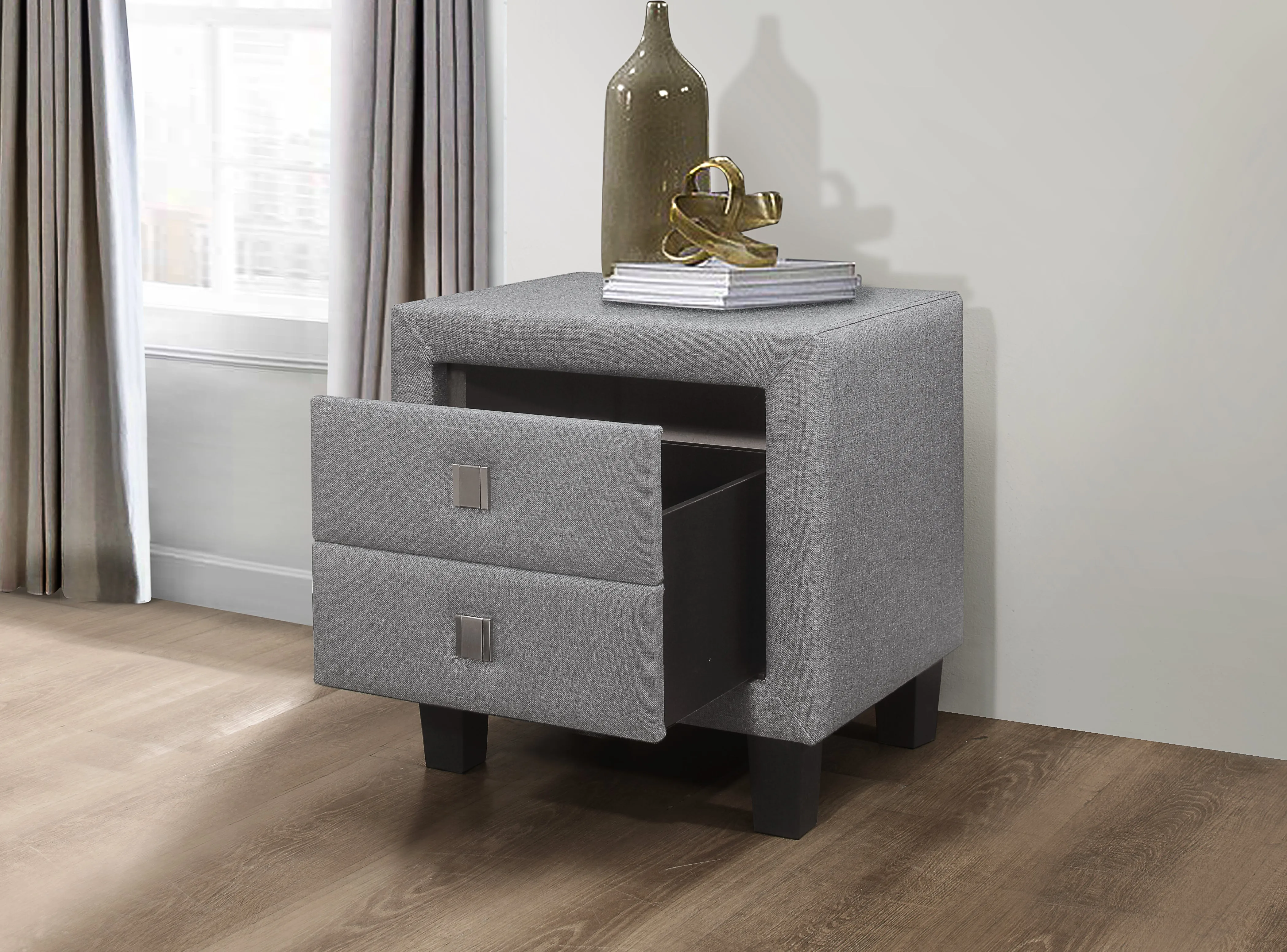 Night Stand With One Drawer