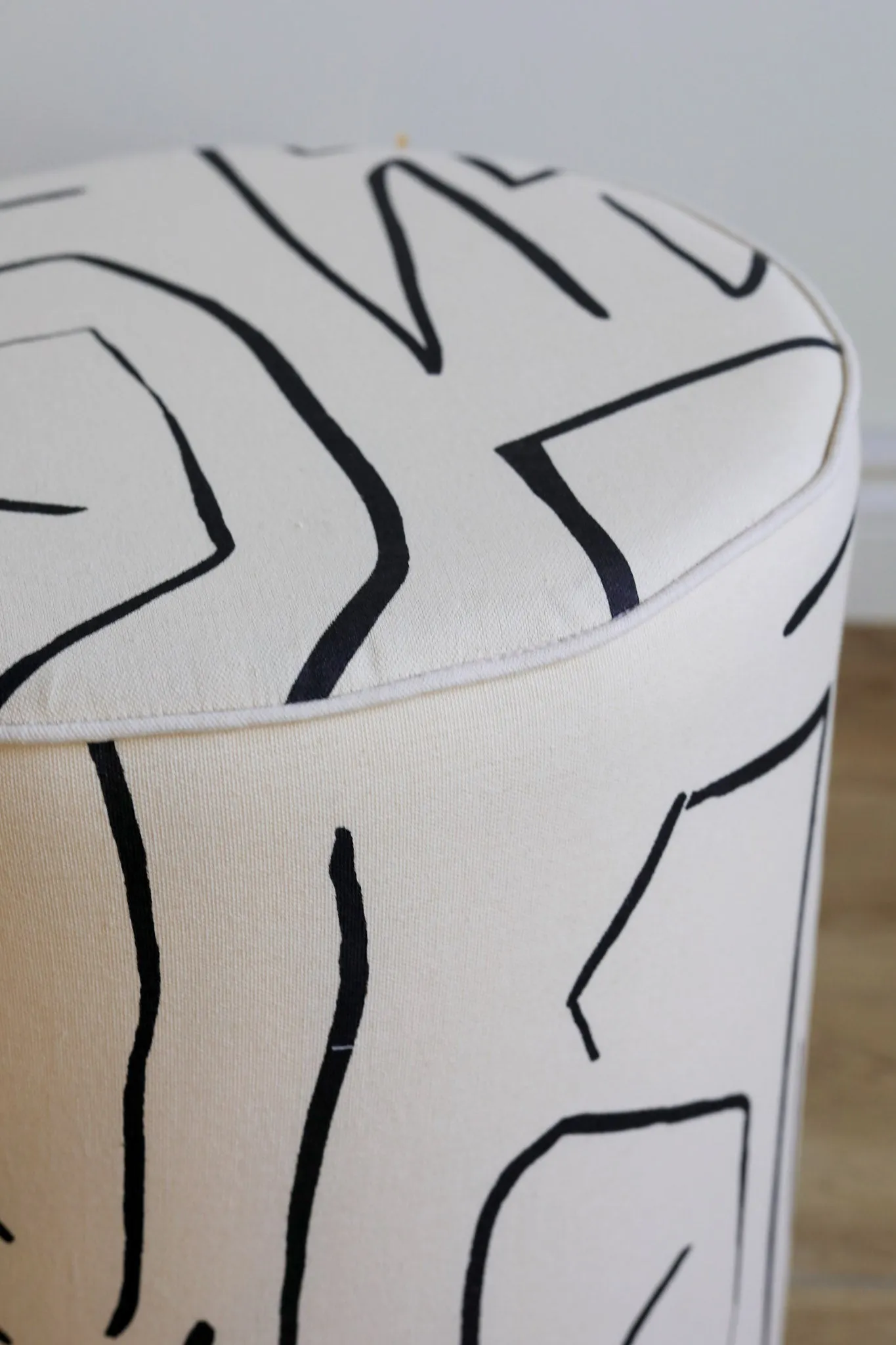 Rachel Ottoman/ Cream