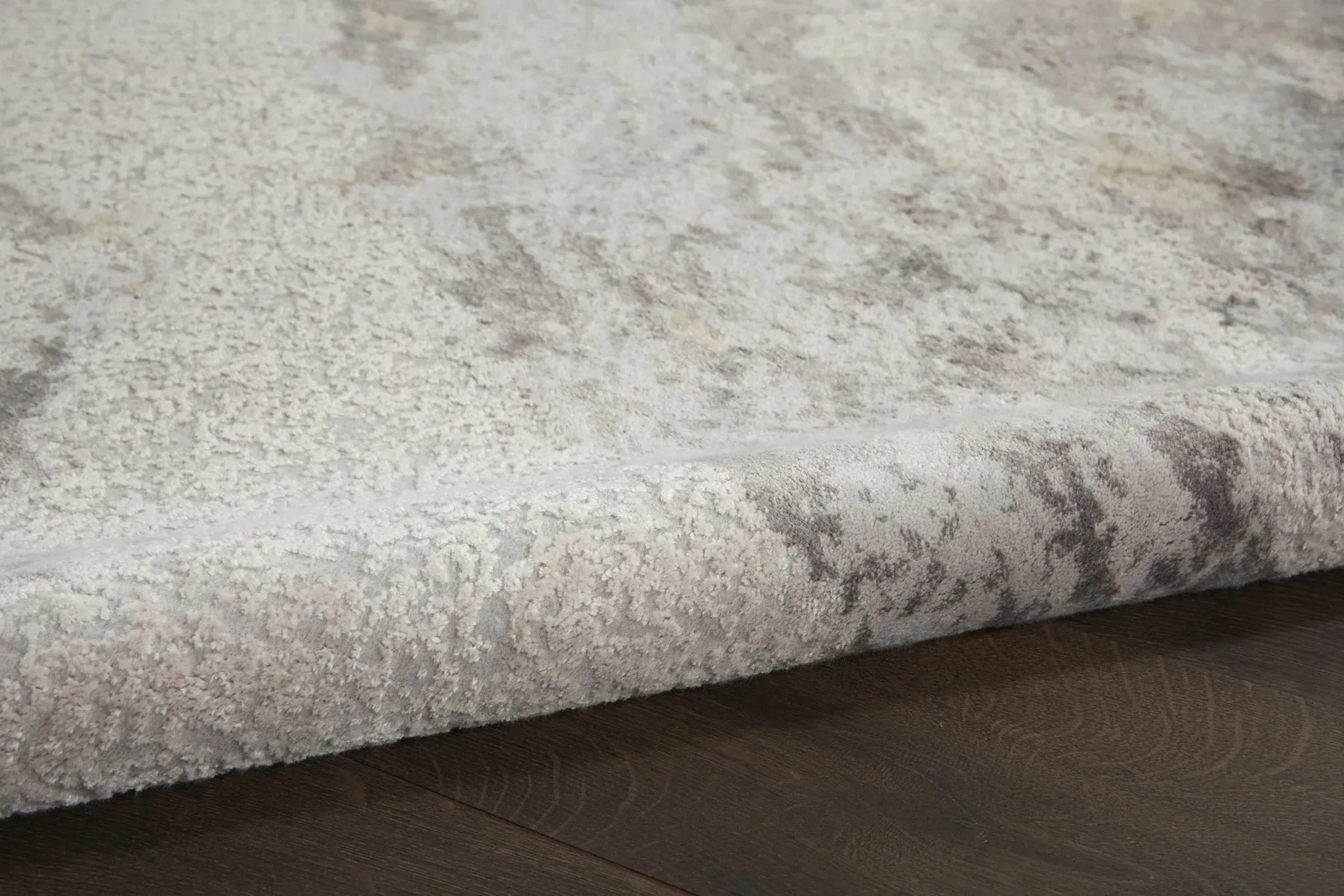 Silky Textures SLY03 Brown/Ivory Rug