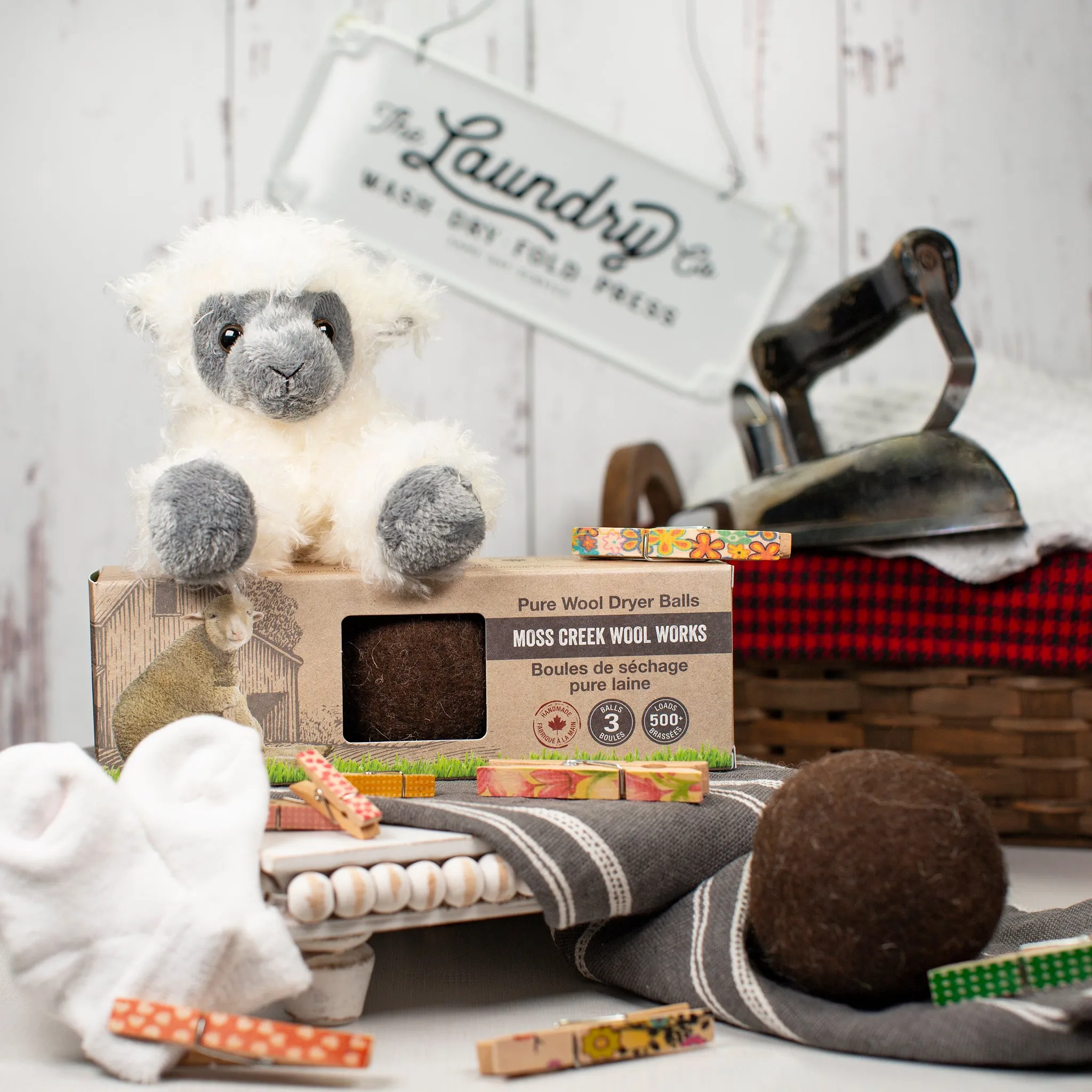 Wool Dryer Balls Barn Box - Brown